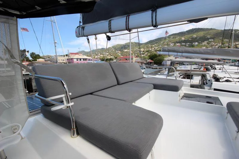 Fountaine Pajot Saona 47 - 5 cab. (La Belle Vie)  - 8