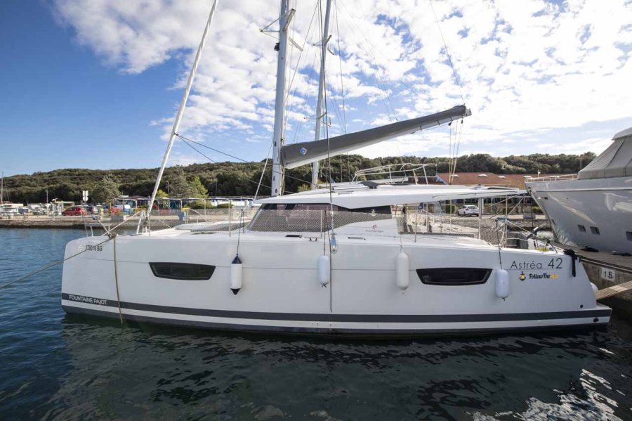 Fountaine Pajot Astrea 42 — photo 8