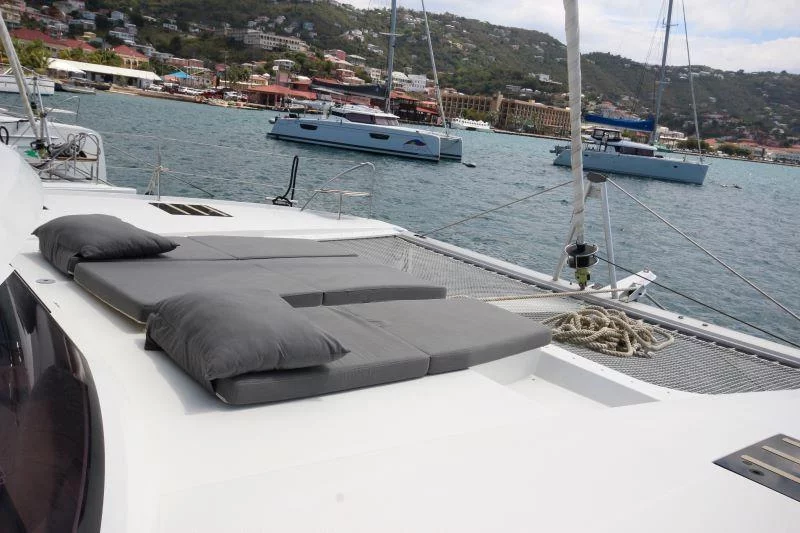 Fountaine Pajot Saona 47 - 5 cab. (Parrot Ice)  - 2