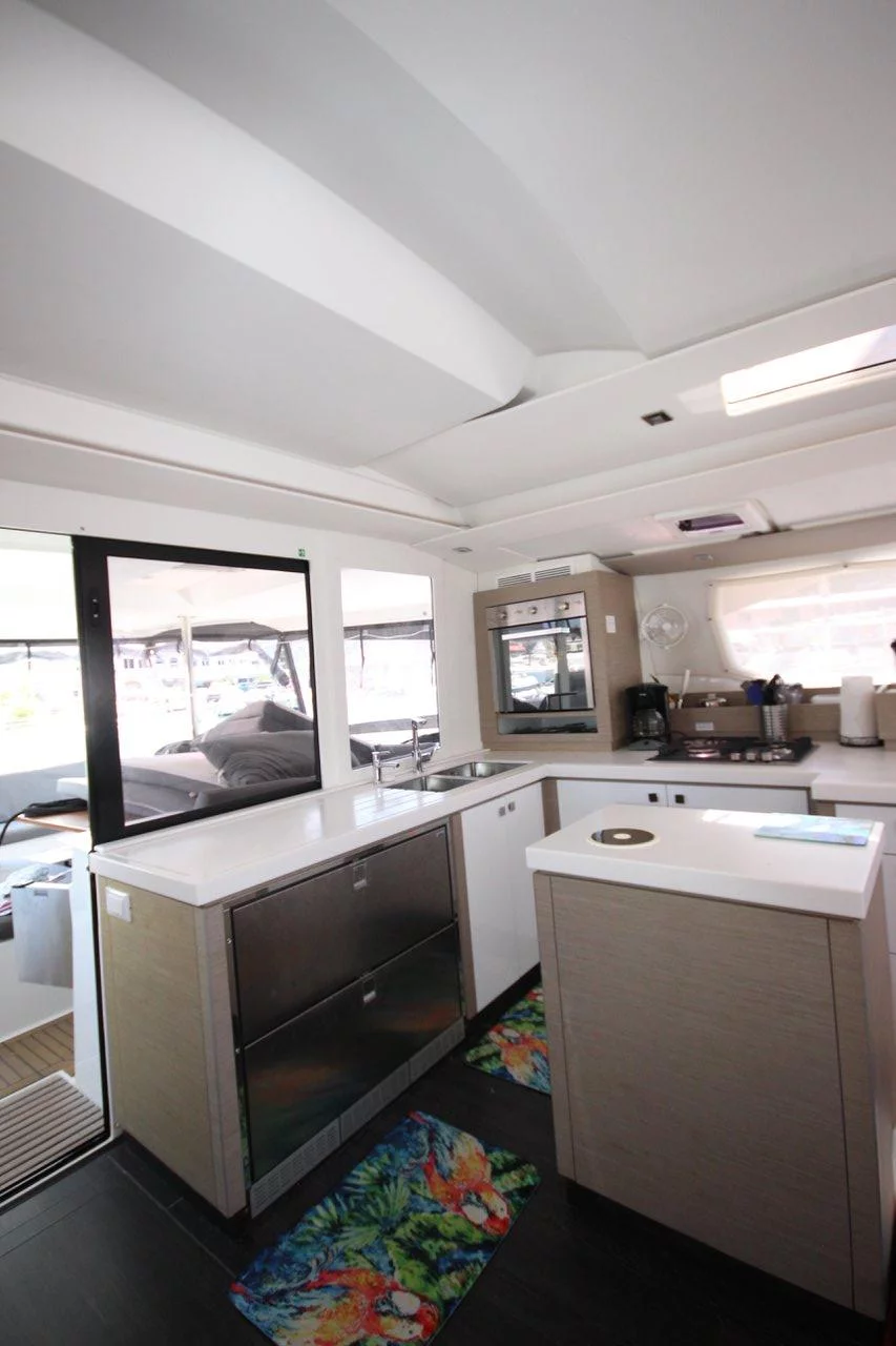 Fountaine Pajot Saona 47 - 5 cab. (Parrot Ice)  - 11