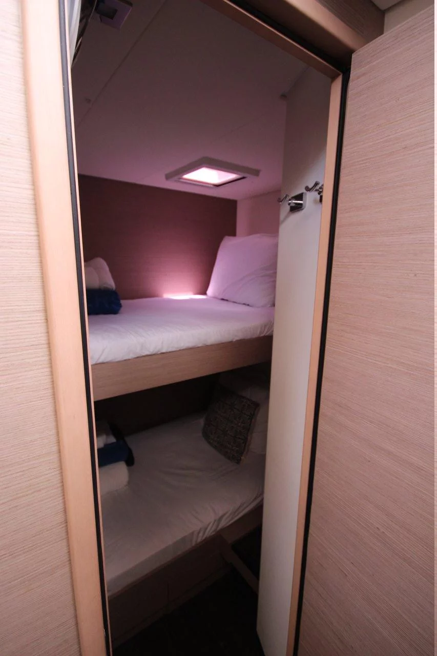 Fountaine Pajot Saona 47 - 5 cab. (Parrot Ice)  - 12
