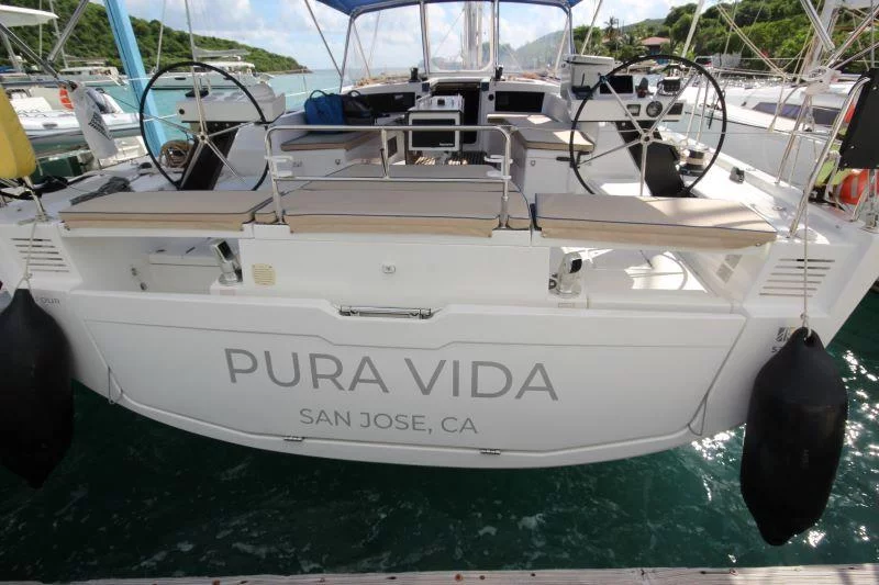 Dufour 530 - 4 cab. (Pura Vida)  - 0