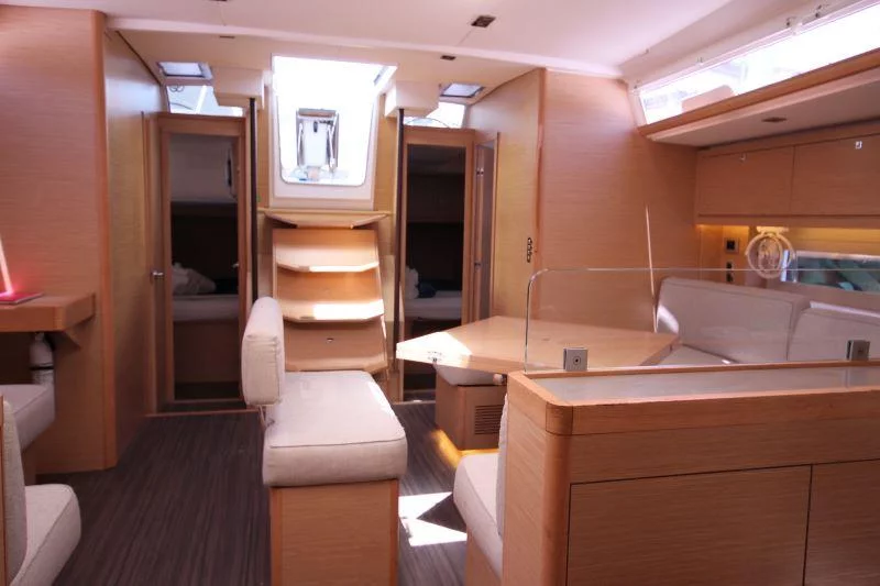 Dufour 530 - 4 cab. (Pura Vida)  - 12