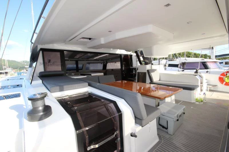 Fountaine Pajot Aura 51 (What's Left)  - 4