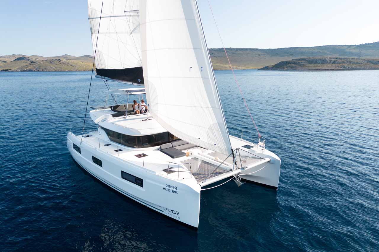 Photo #1 - Lagoon 46 - 4 + 2 cab. (Mare Luna) en Sibenik - 36273