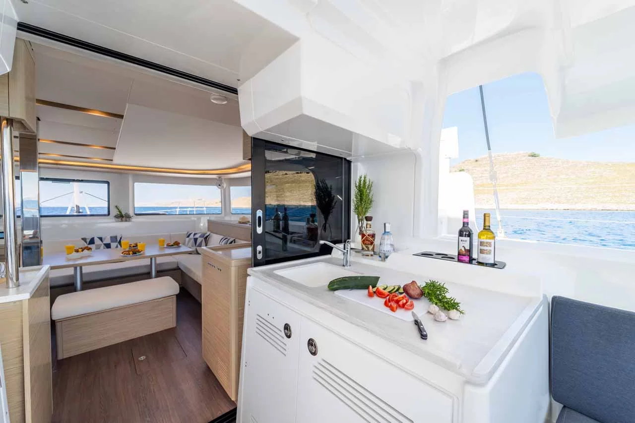 Lagoon 46 - 4 + 2 cab. (Mare Luna)  - 21