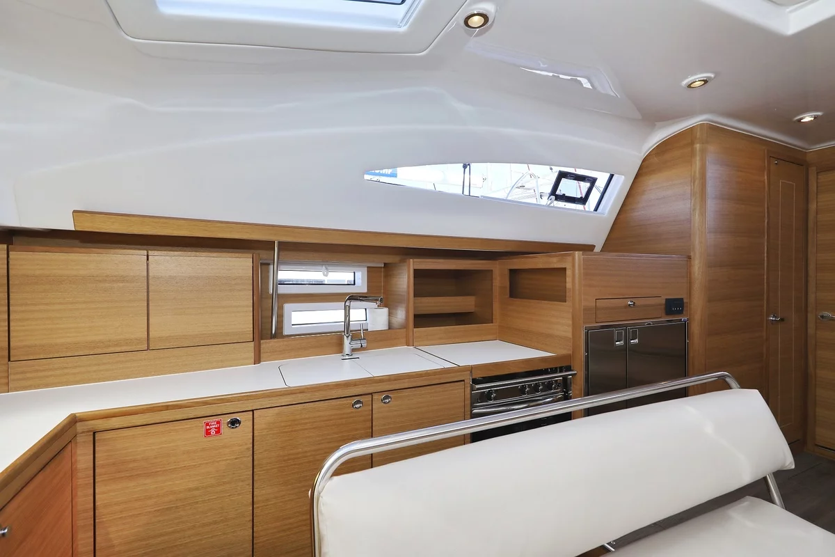 Elan Impression 45.1 (Moon Pearl)  - 13
