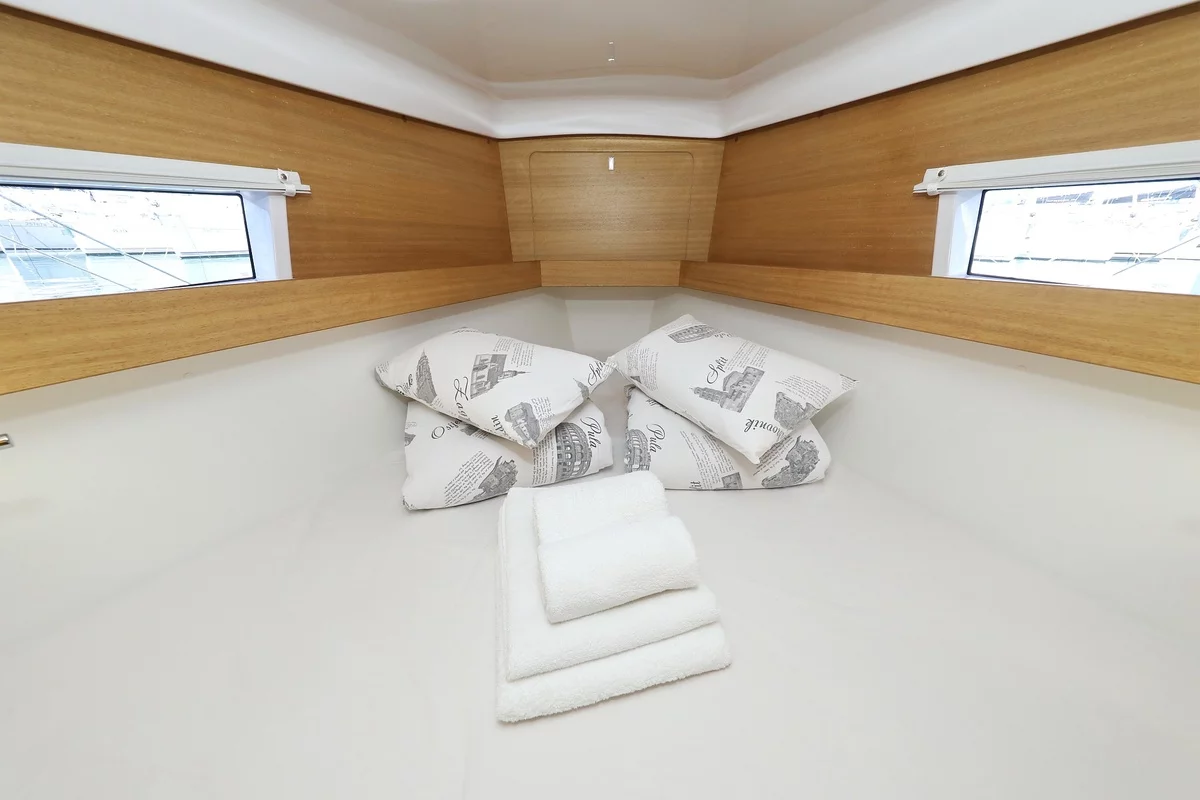 Elan Impression 45.1 (Moon Pearl)  - 16