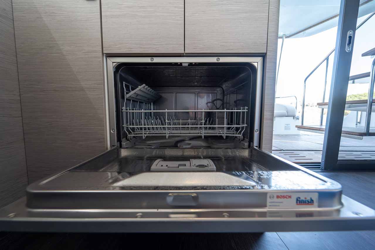 Photo #28 - Fountaine Pajot MY6 (Family 2.0) en Sibenik - 36278