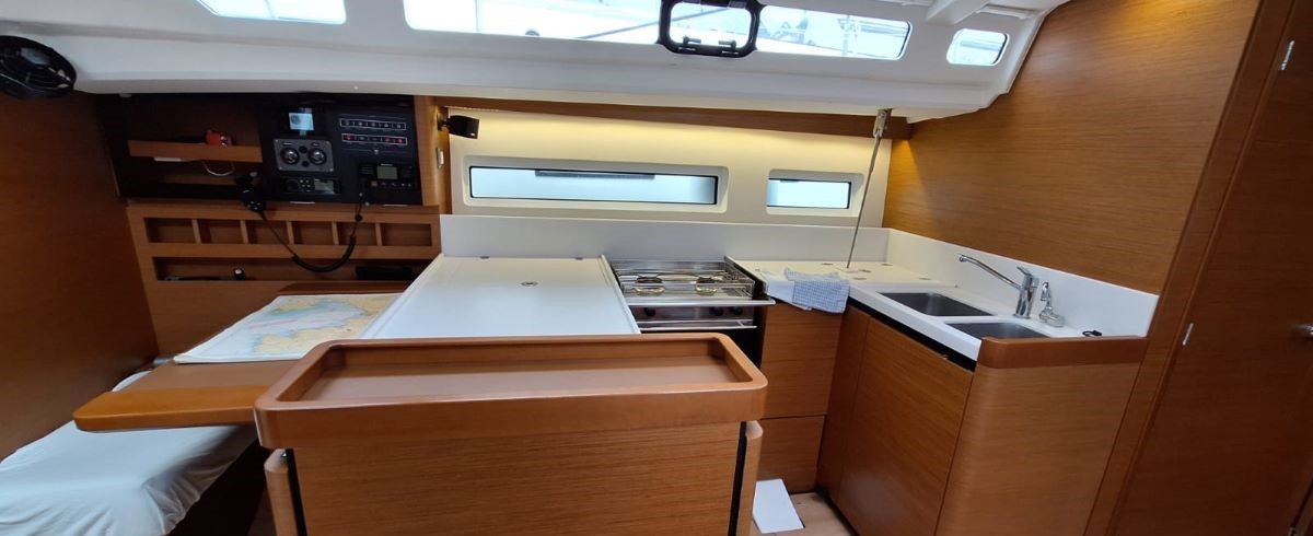 Photo #6 - Sun Odyssey 440 (Soyka) in Trogir - 36286
