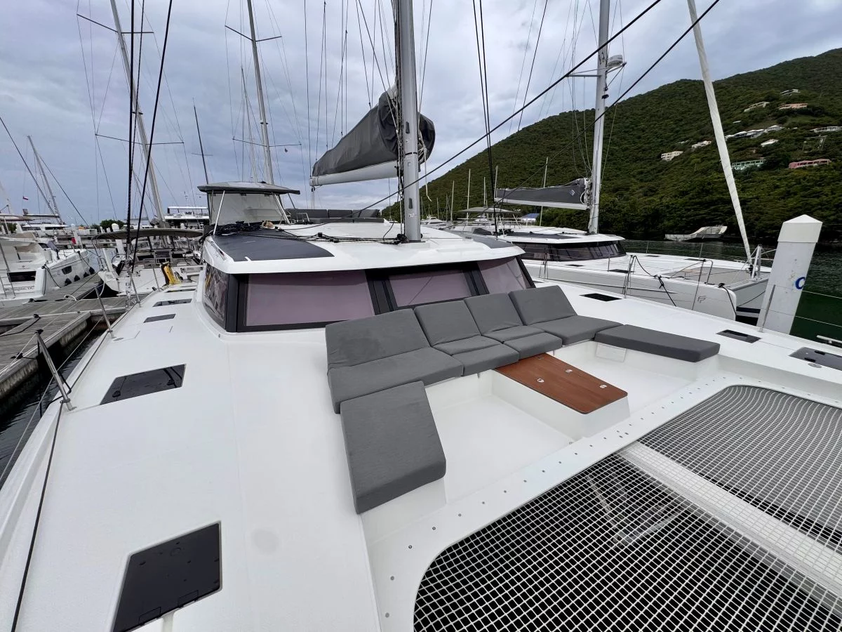 Fountaine Pajot Aura 51 (Carrie Lee)  - 11