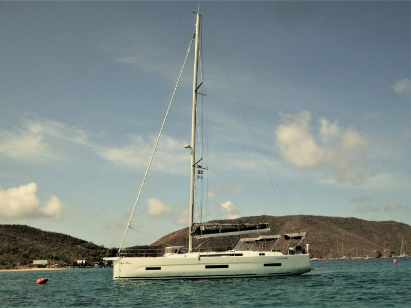 Photo #3 - Dufour 530 - 4 cab. (Steel Away) en Nanny Cay - 36292