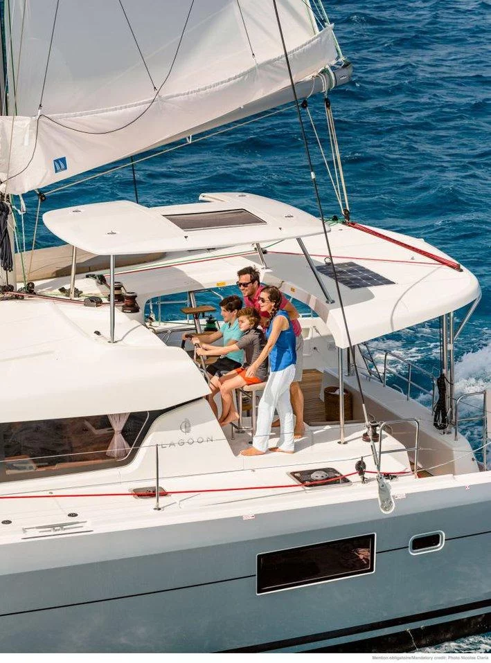 Lagoon 42 - 4 + 2 cab. (Aventura)  - 4