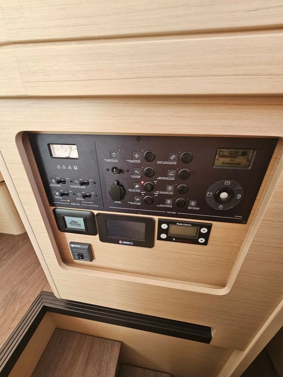 Lagoon 42 - 4 + 2 cab. (Azzuro)  - 7