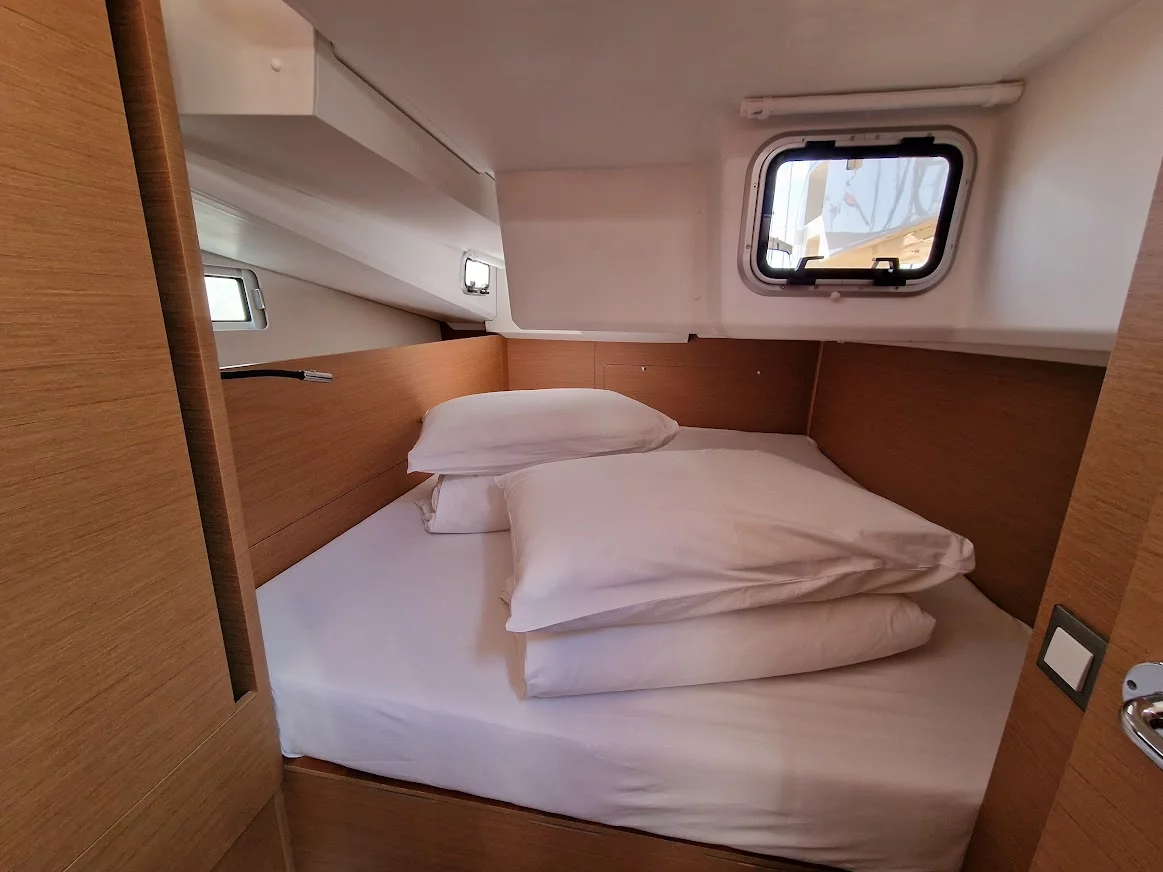 Sun Odyssey 440 (Vela)  - 10