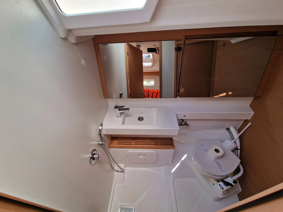 Sun Odyssey 440 (Vela)  - 14