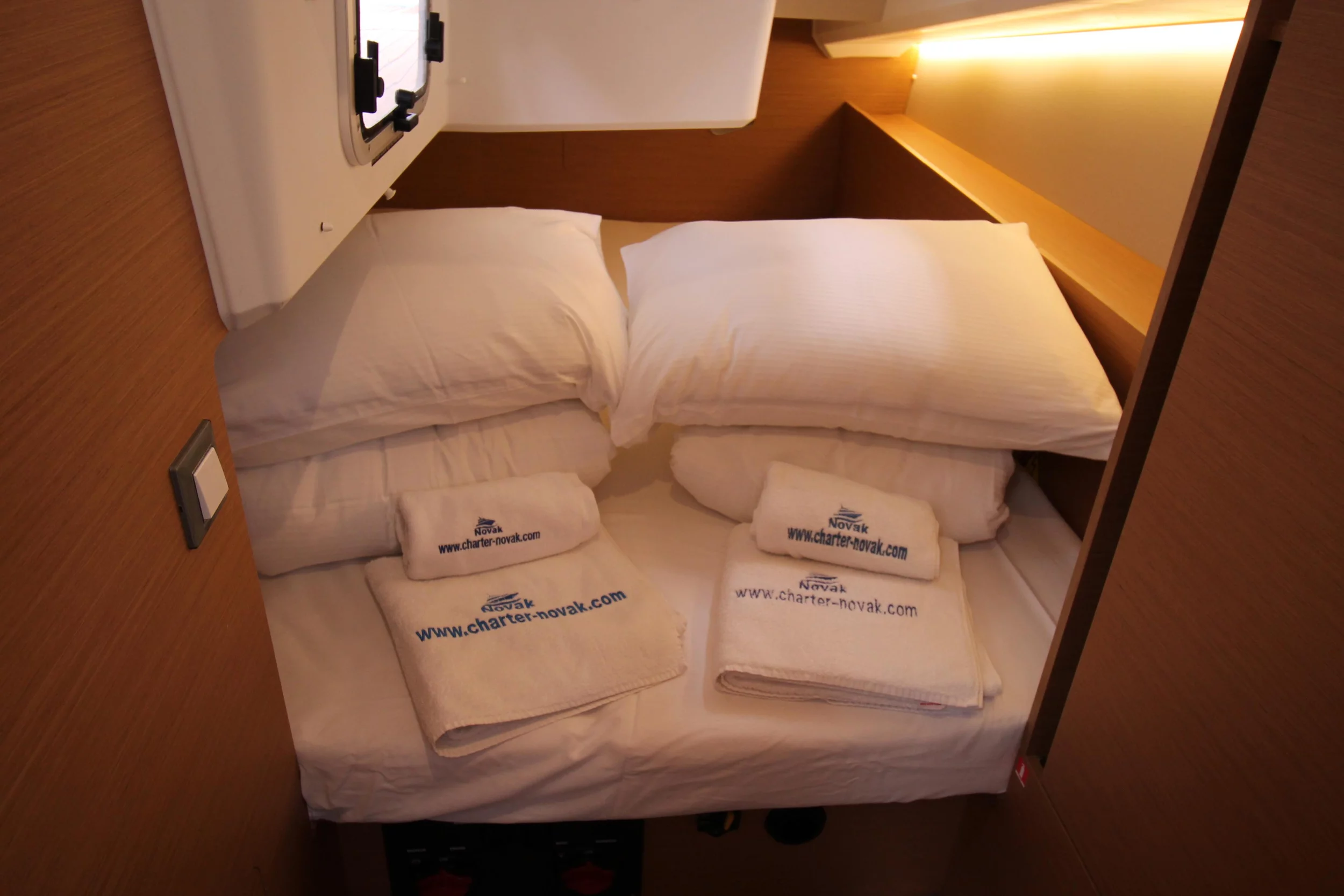 Sun Odyssey 380 (Amelie)  - 9