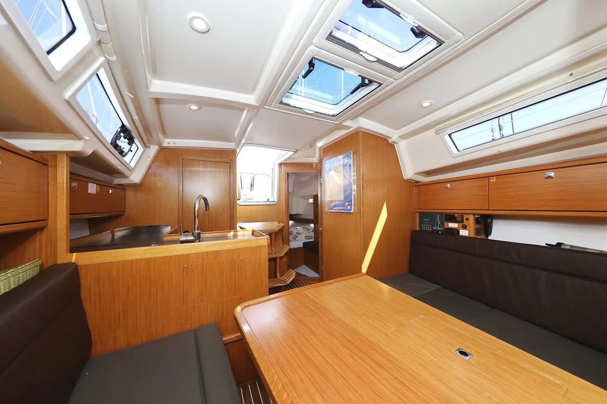 Bavaria Cruiser 34 (Feeling Good)  - 14