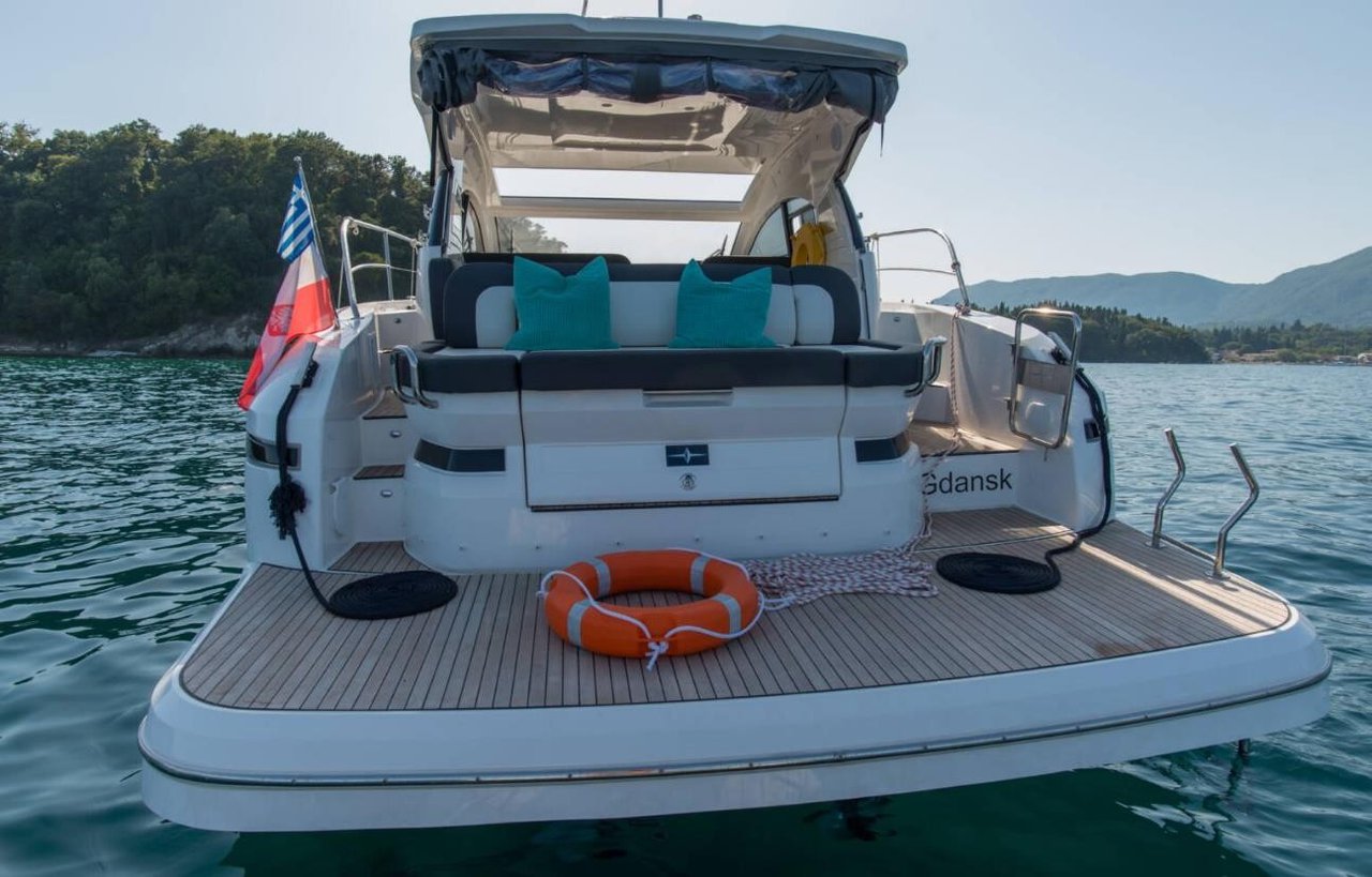 Photo #3 - Bavaria SR41 (Sandy I) in Corfu - 36365