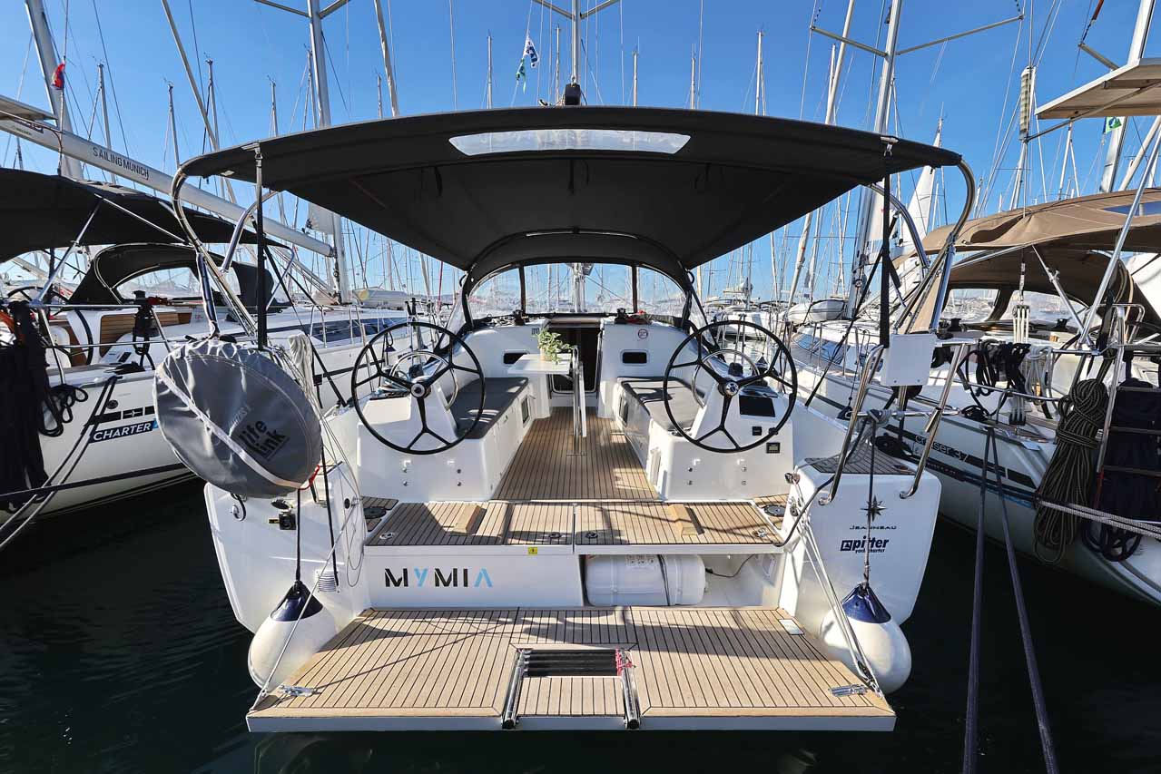 Photo #1 - Sun Odyssey 380 Performance (Mymia) in Biograd - 36366