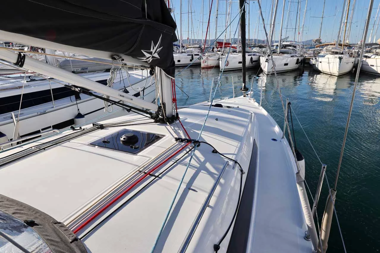 Sun Odyssey 380 Performance (Mymia)  - 2