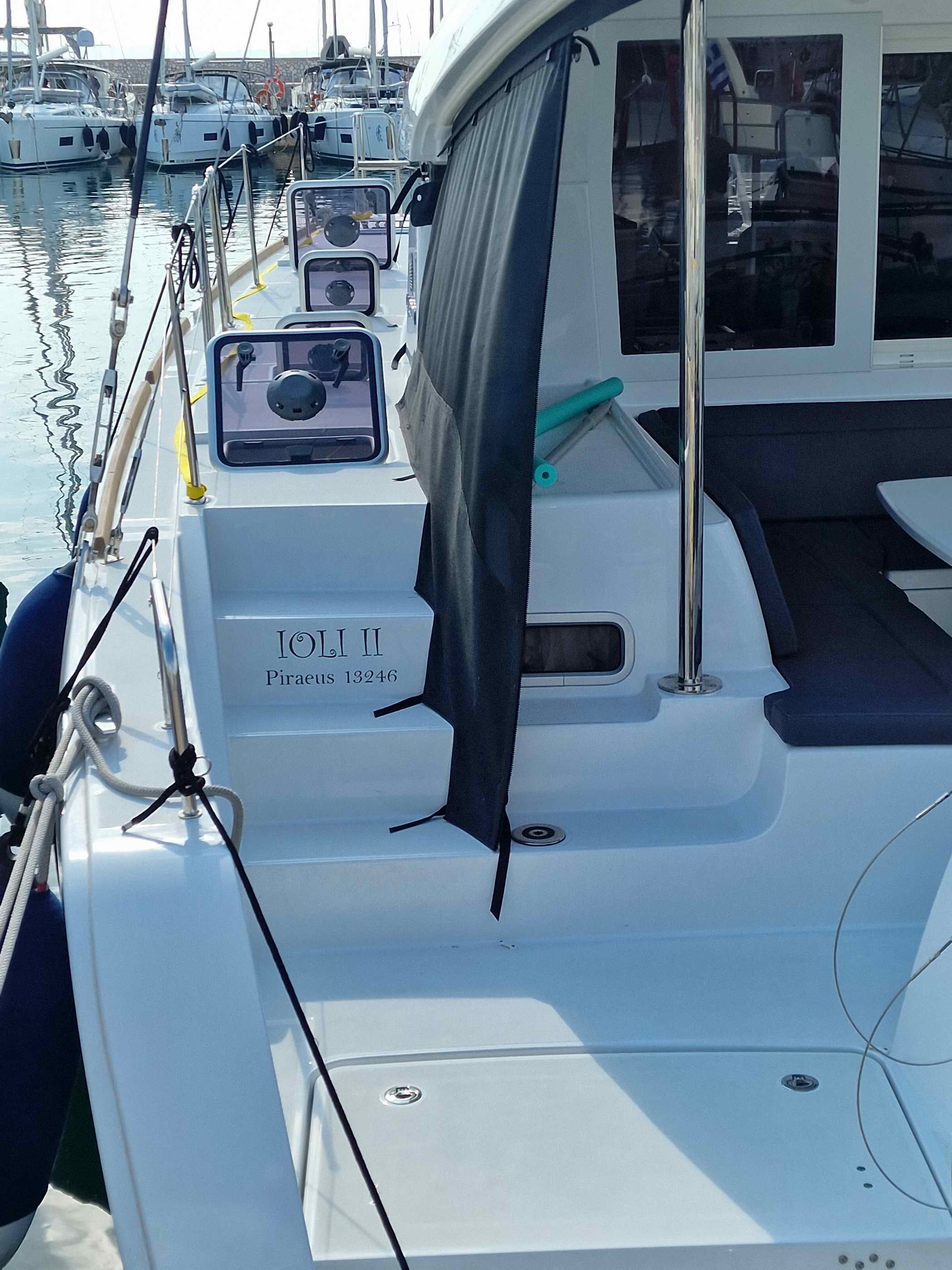 Photo #4 - Lagoon 40 - 4 cab. (PRESTIGE) in Atene - 36379