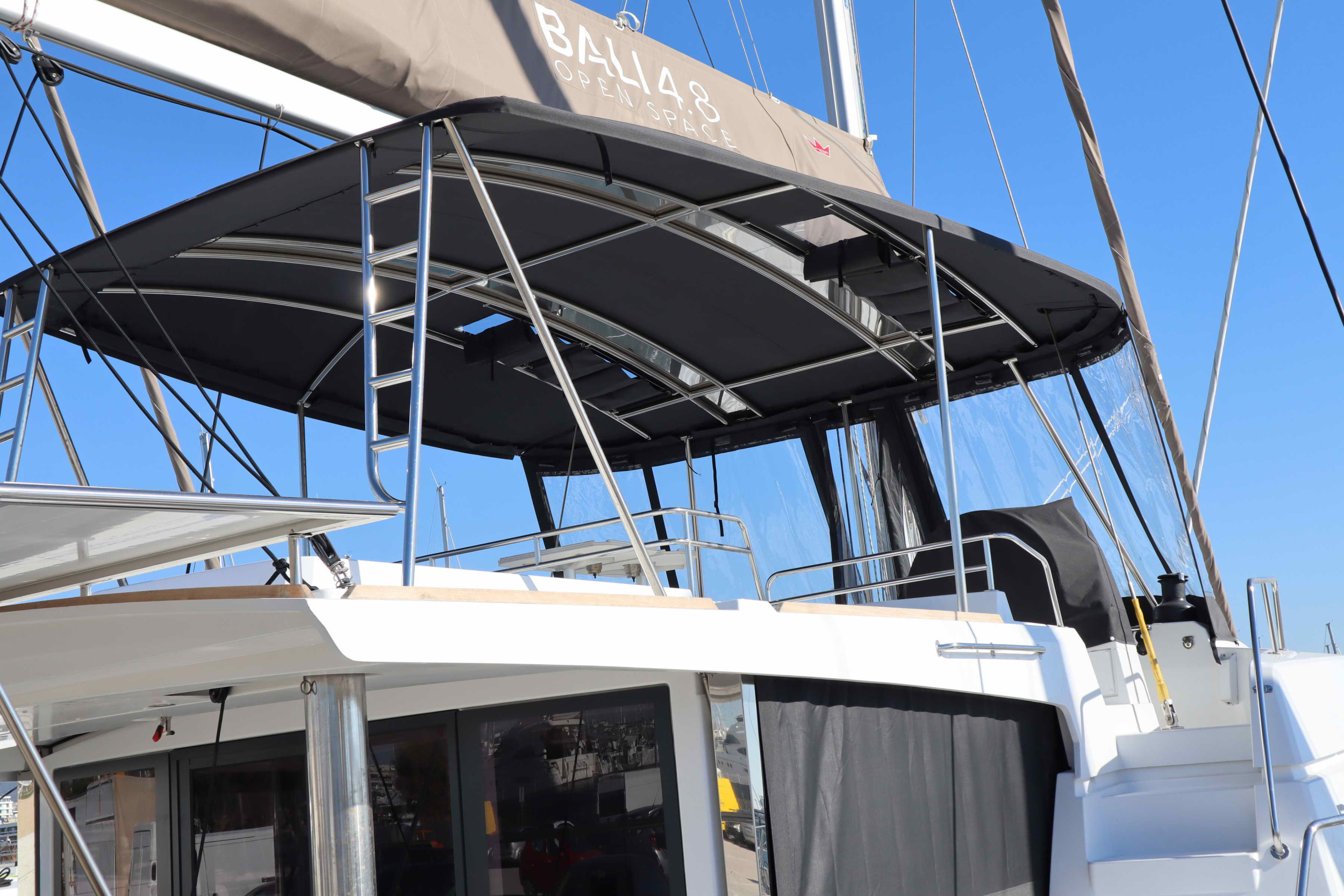 Photo #5 - Bali 4.8 - 6 cab. (PRESTIGE) en Athènes - 36383