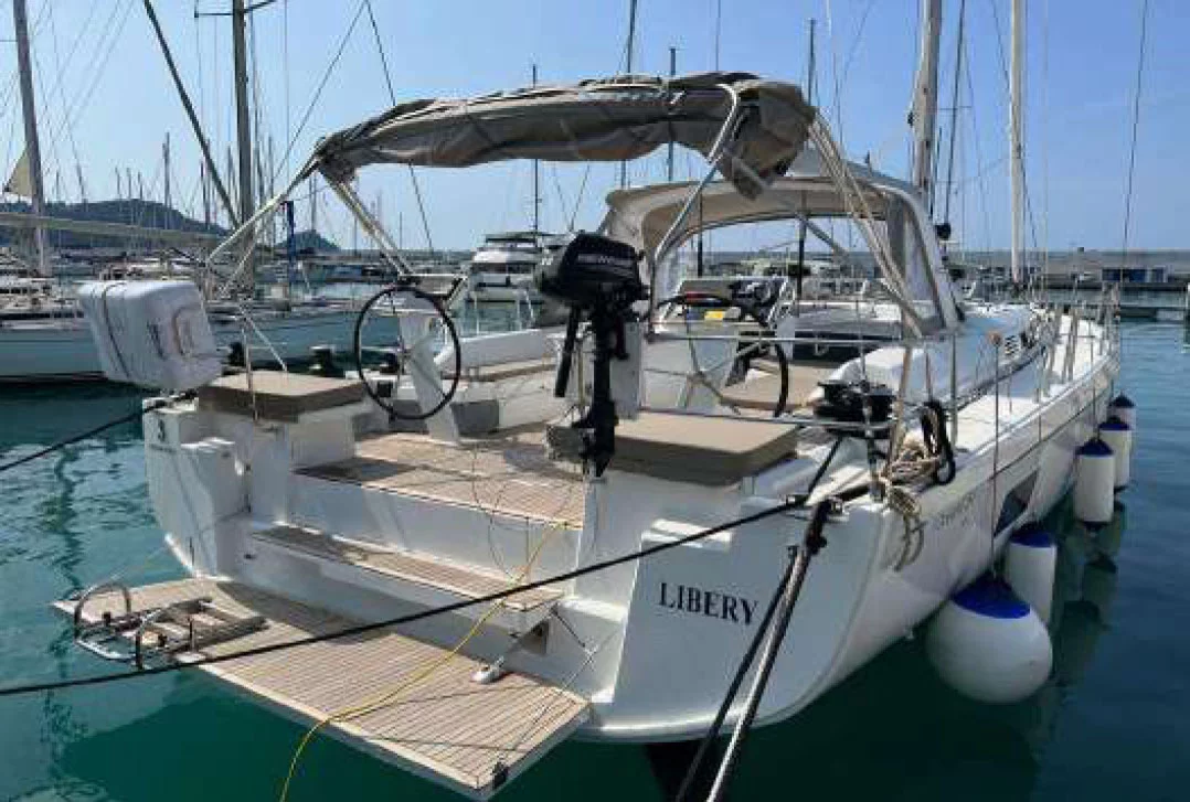 Oceanis 51.1 - 5 + 1 cab. (PRESTIGE)  - 2