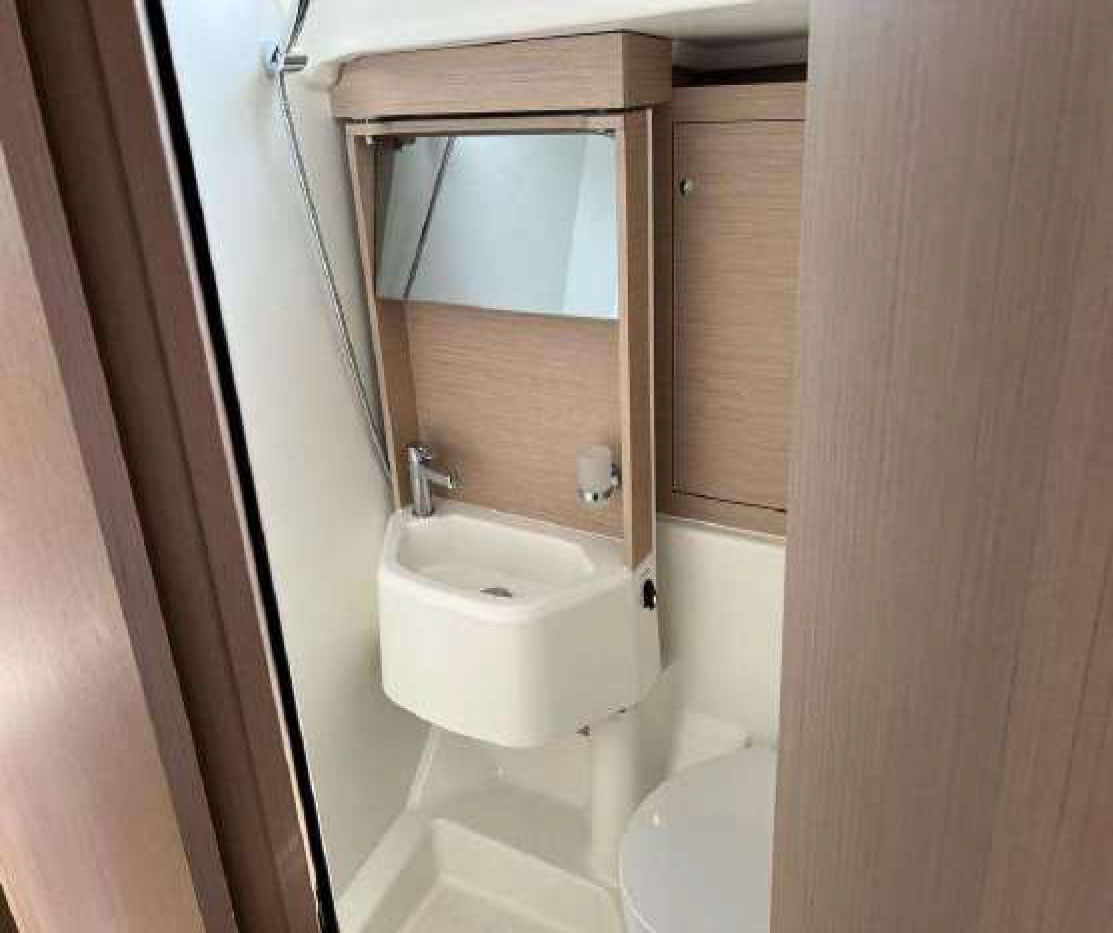 Photo #15 - Oceanis 51.1 - 5 + 1 cab. (PRESTIGE) in Capo d'Orlando - 36396