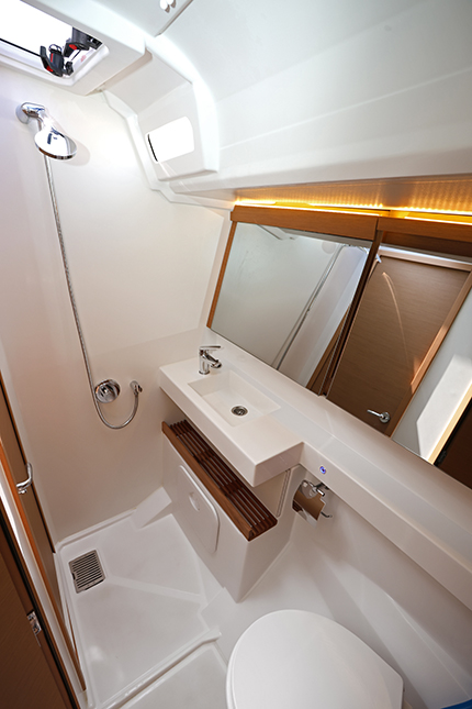 Sun Odyssey 440 - 4 cab. — photo 13