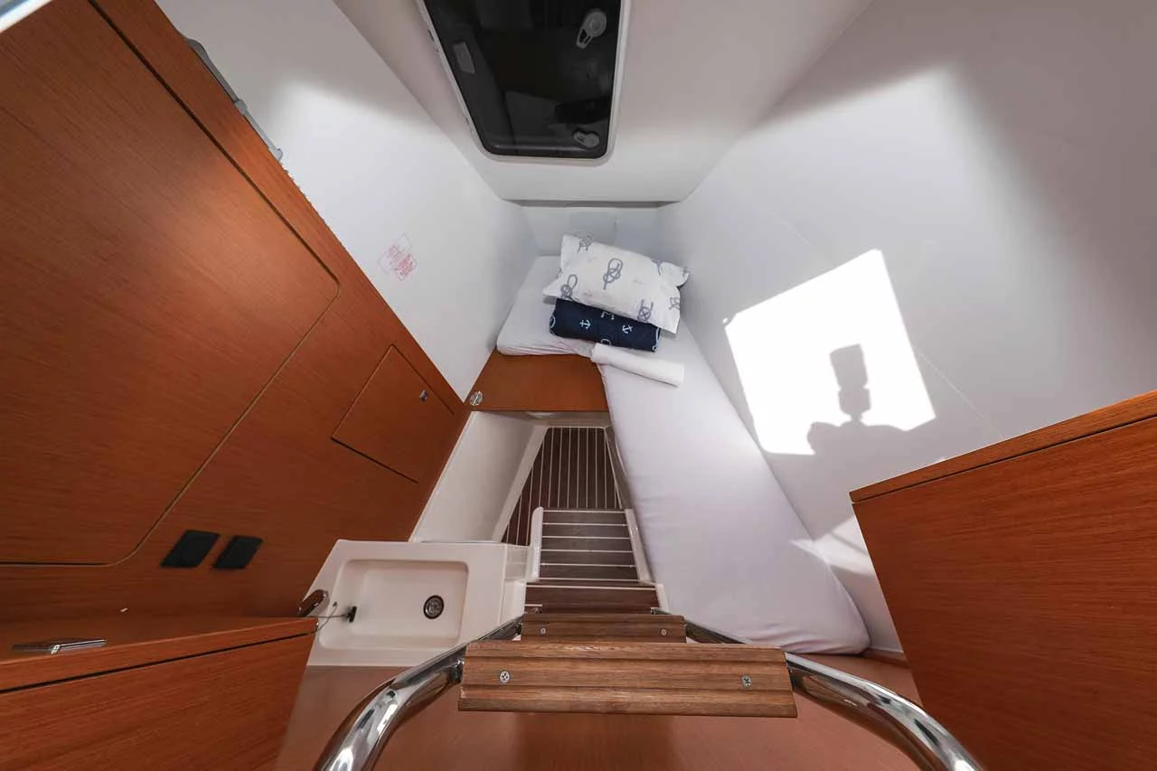 Bavaria C50 Holiday - 5 + 1 cab. (Granat)  - 4
