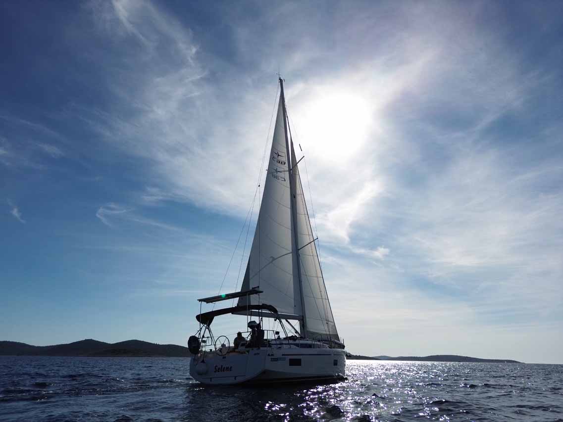 Photo #7 - Bavaria C38 (Selene) in Murter - 36431