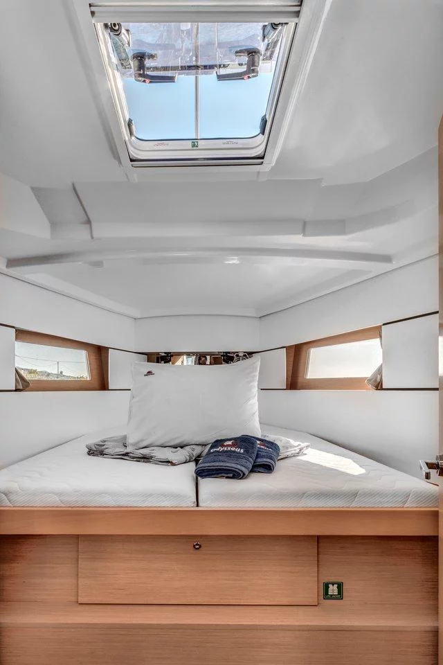 Oceanis 38.1 (Harmonia)  - 5