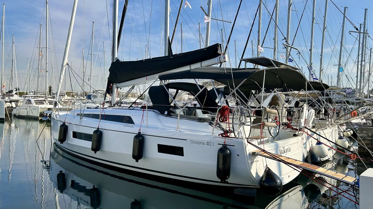Oceanis 40.1 (Valkyrie)  - 2