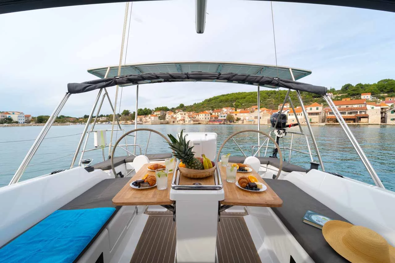 Hanse 388 (Daydream)  - 11