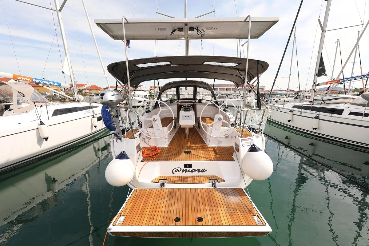Bavaria Cruiser 37 - 3 cab. (AMore)  - 2