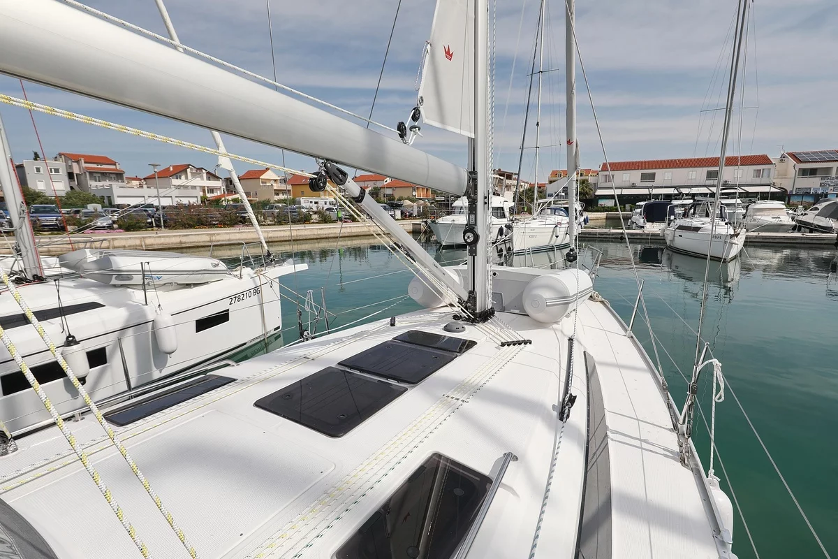 Bavaria Cruiser 37 - 3 cab. (AMore)  - 4