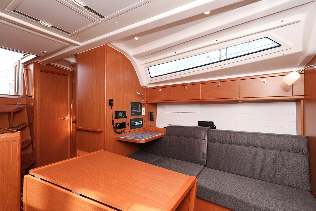 Bavaria Cruiser 37 - 3 cab. (AMore)  - 13