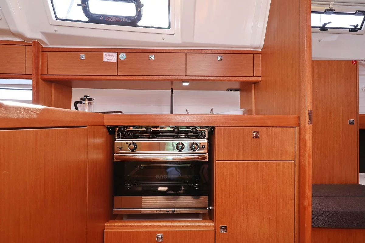 Bavaria Cruiser 37 - 3 cab. (AMore)  - 16