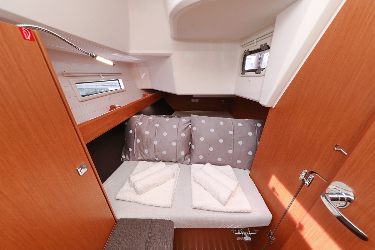 Photo #20 - Bavaria Cruiser 37 - 3 cab. (AMore) en Pirovac - 36467