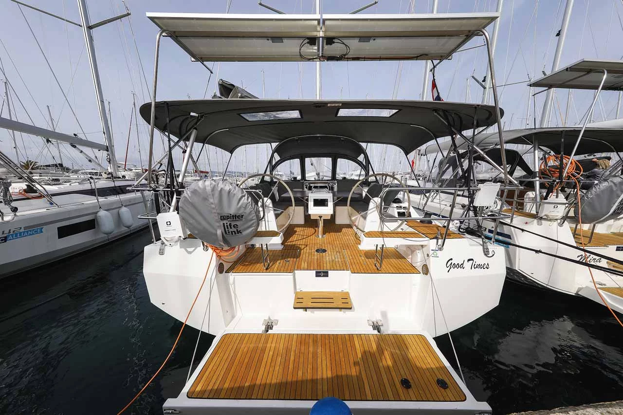 Bavaria C42 (Good Times)  - 0