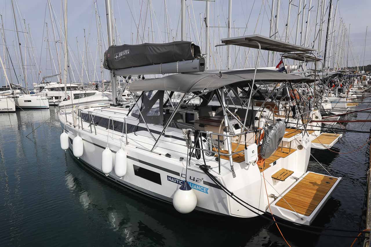 Photo #3 - Bavaria C42 (Good Times) in Trogir - 36468