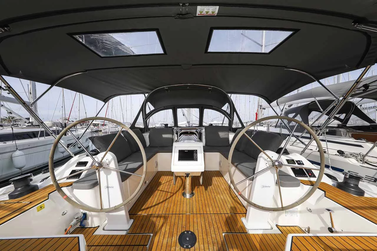 Bavaria C42 (Good Times)  - 5