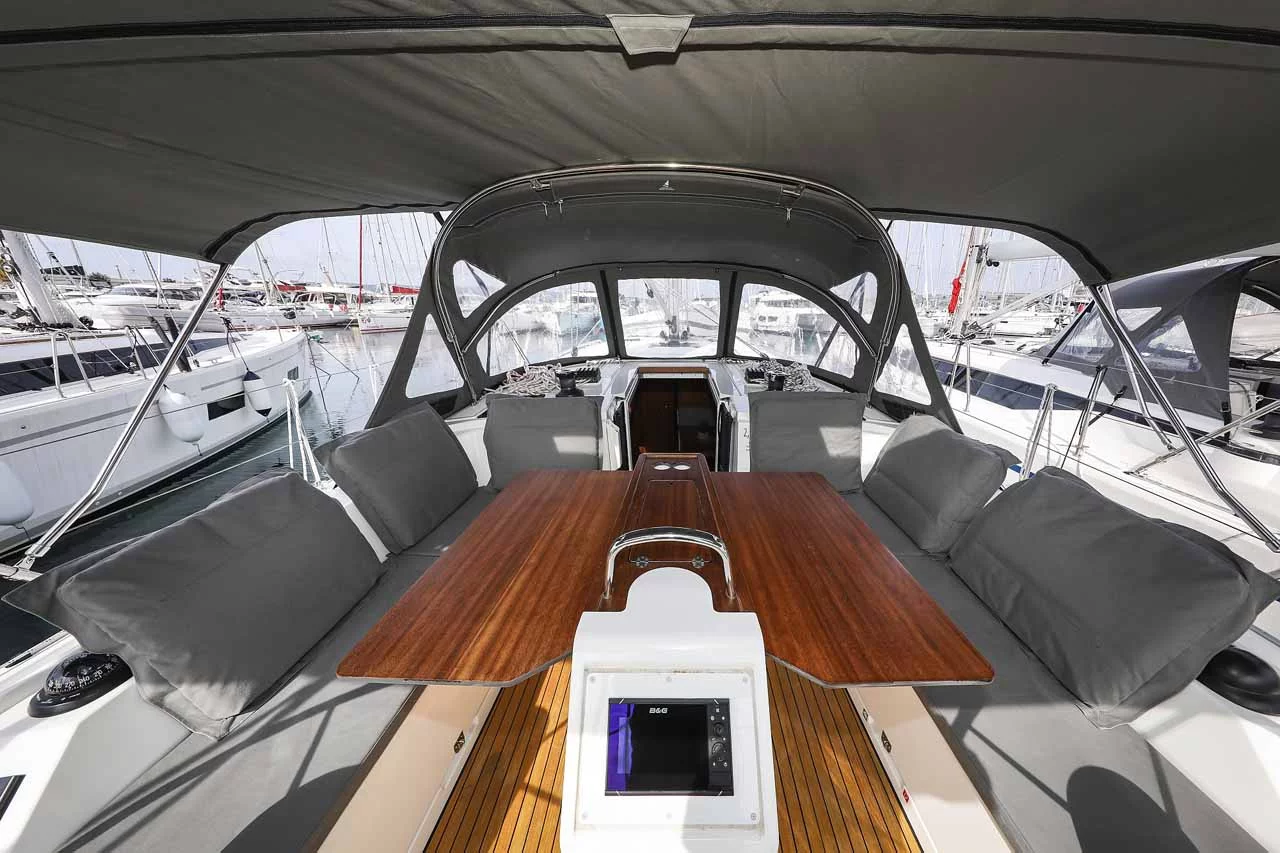 Bavaria C42 (Good Times)  - 6