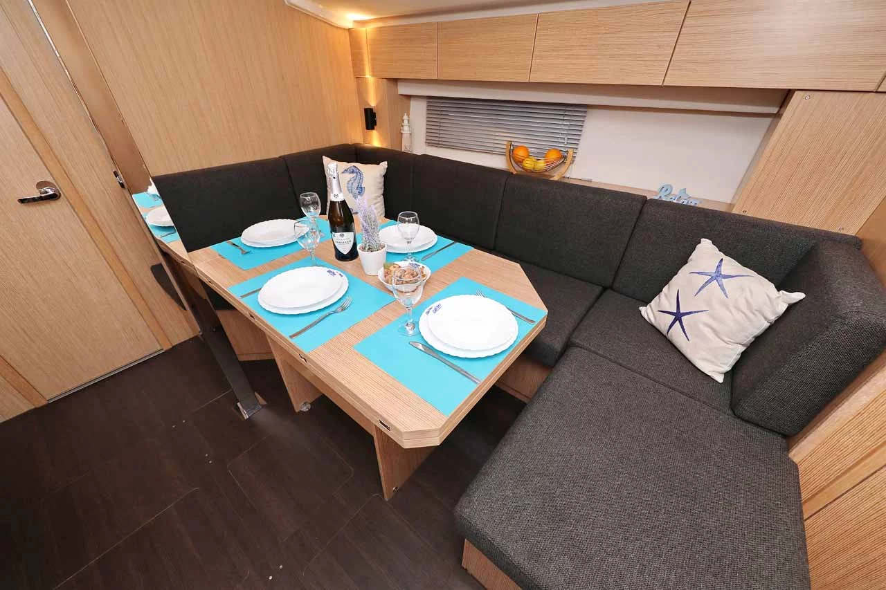 Bavaria C42 (Noana)  - 11