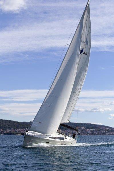Photo #3 - Bavaria Cruiser 46 - 4 cab. (Grey Sky) en Trogir - 36488
