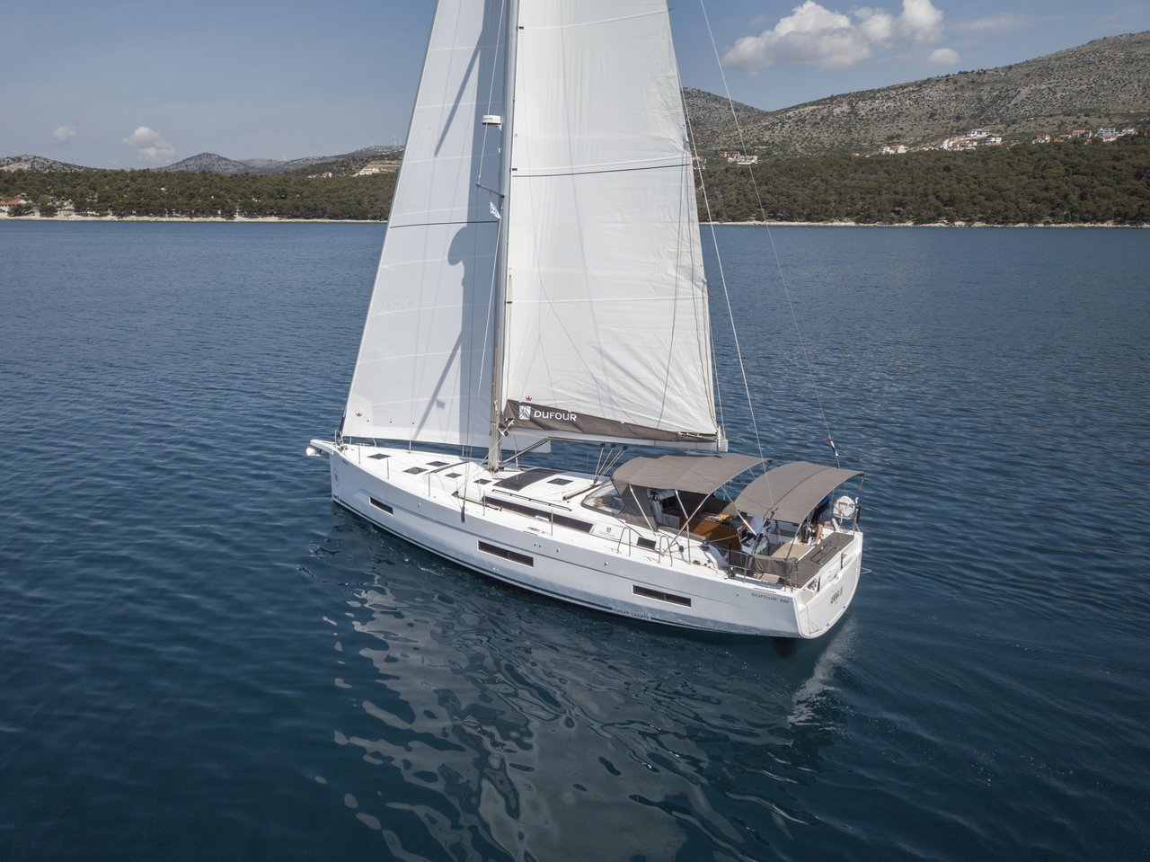 Photo #6 - Dufour 530 (Anna III) in Trogir - 36503
