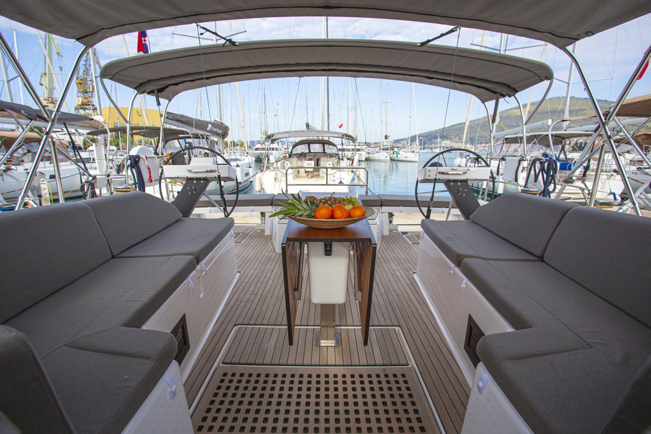Photo #16 - Dufour 530 (Anna III) in Trogir - 36503