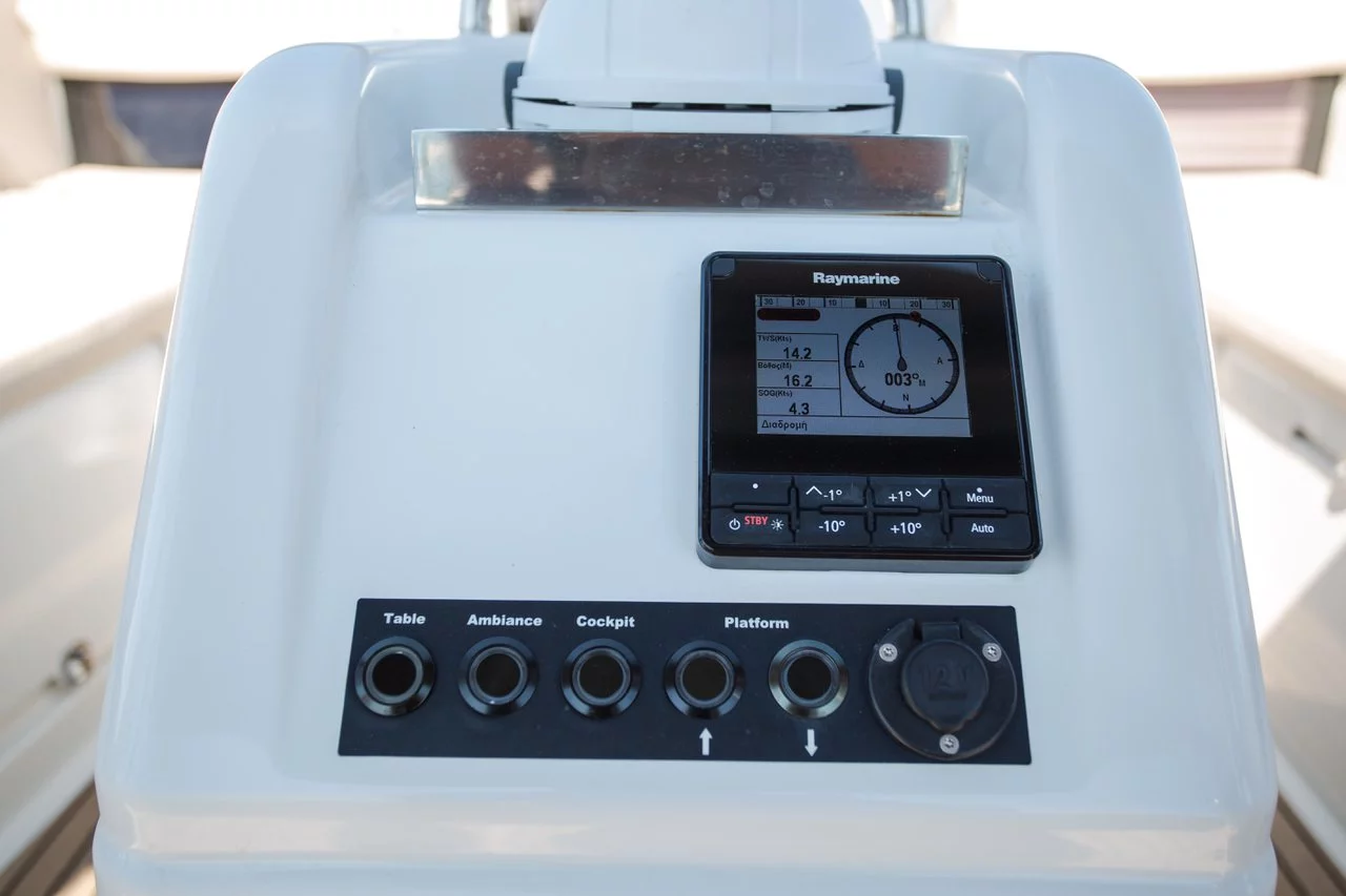 Sun Odyssey 440 (Ocean Song)  - 12