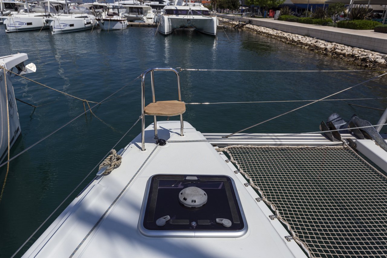 Photo #39 - Lagoon 42 - 4 + 2 cab. (Pulp Fiction) en Trogir - 36509